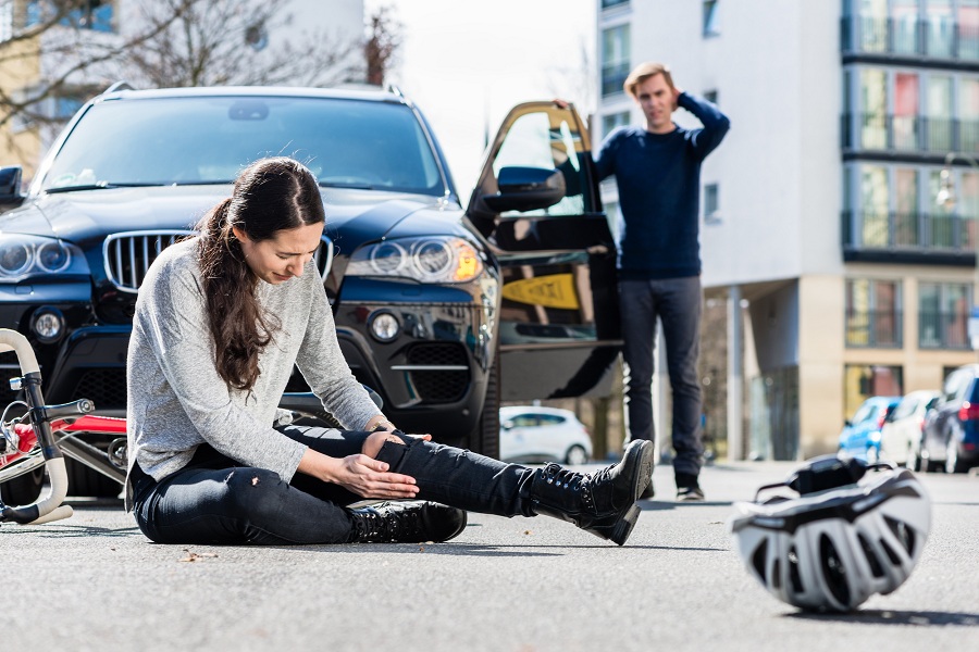 Why You Should Not Hesitate to Hire an Injury Attorney after a Car Accident